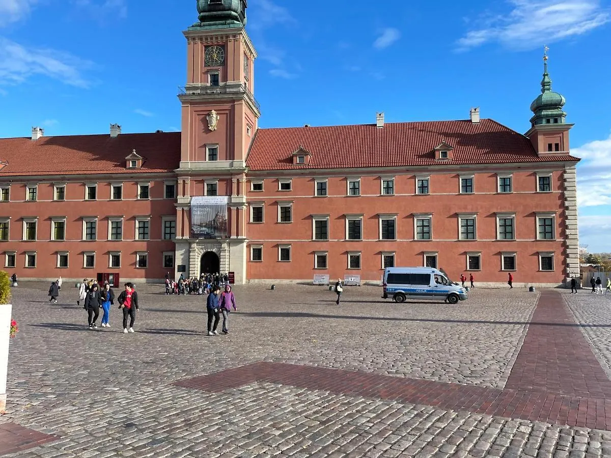 Royal 2 Old Town Fast Wifi Netflix Hbo Appletv+ Lejlighed Warszawa 0*,  Polen