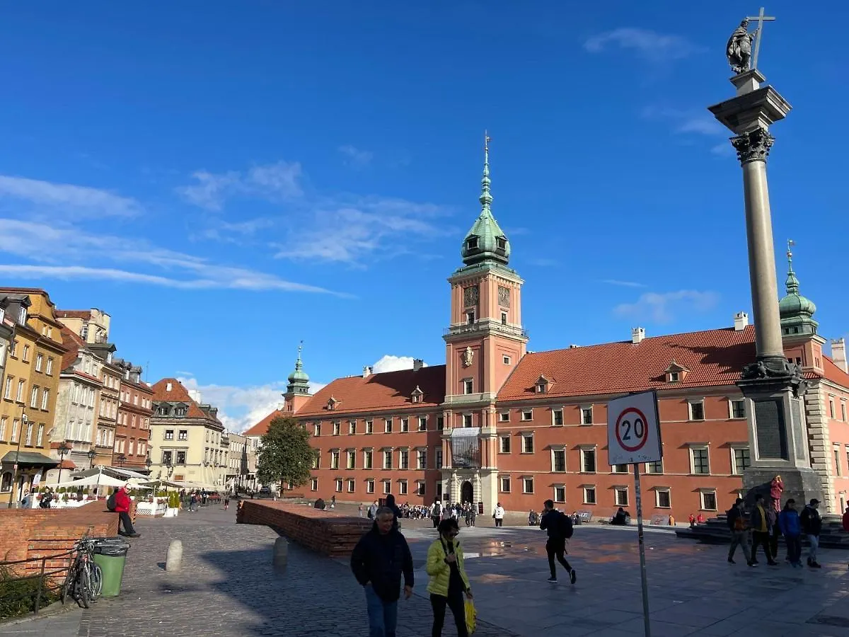 Royal 2 Old Town Fast Wifi Netflix Hbo Appletv+ Lejlighed Warszawa 0*,
