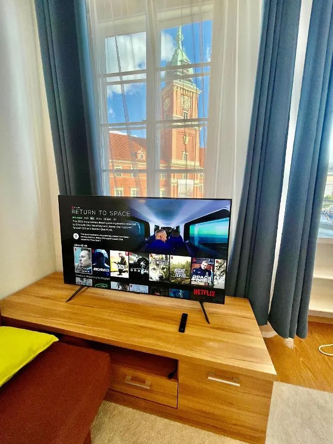 Royal 2 Old Town Fast Wifi Netflix Hbo Appletv+ Lejlighed Warszawa Polen